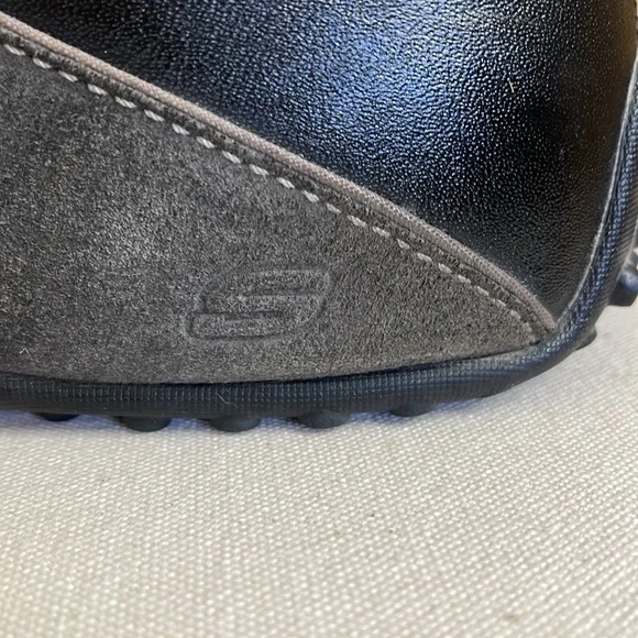 Sketchers Black Leather & Gray Suede Slip On Driving Shoes Size 9 - Picture 3 of 16